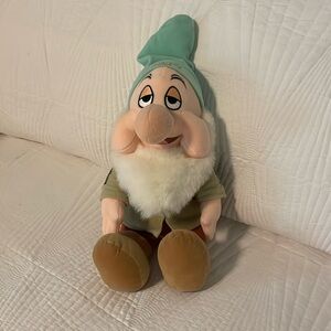 Vintage 70s snow whites, sleepy dwarf